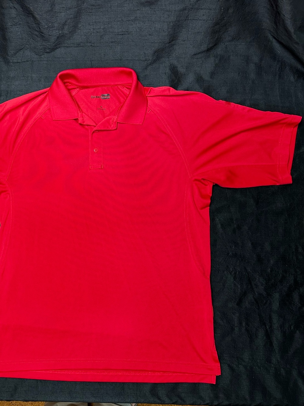 Men's Red Short Sleeve 2 Btn Polo Shirt. Size Med. Relaxed Fit. NEW